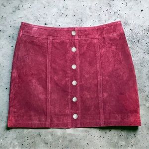Genuine leather Gianni Bini burgundy skirt. Size medium.